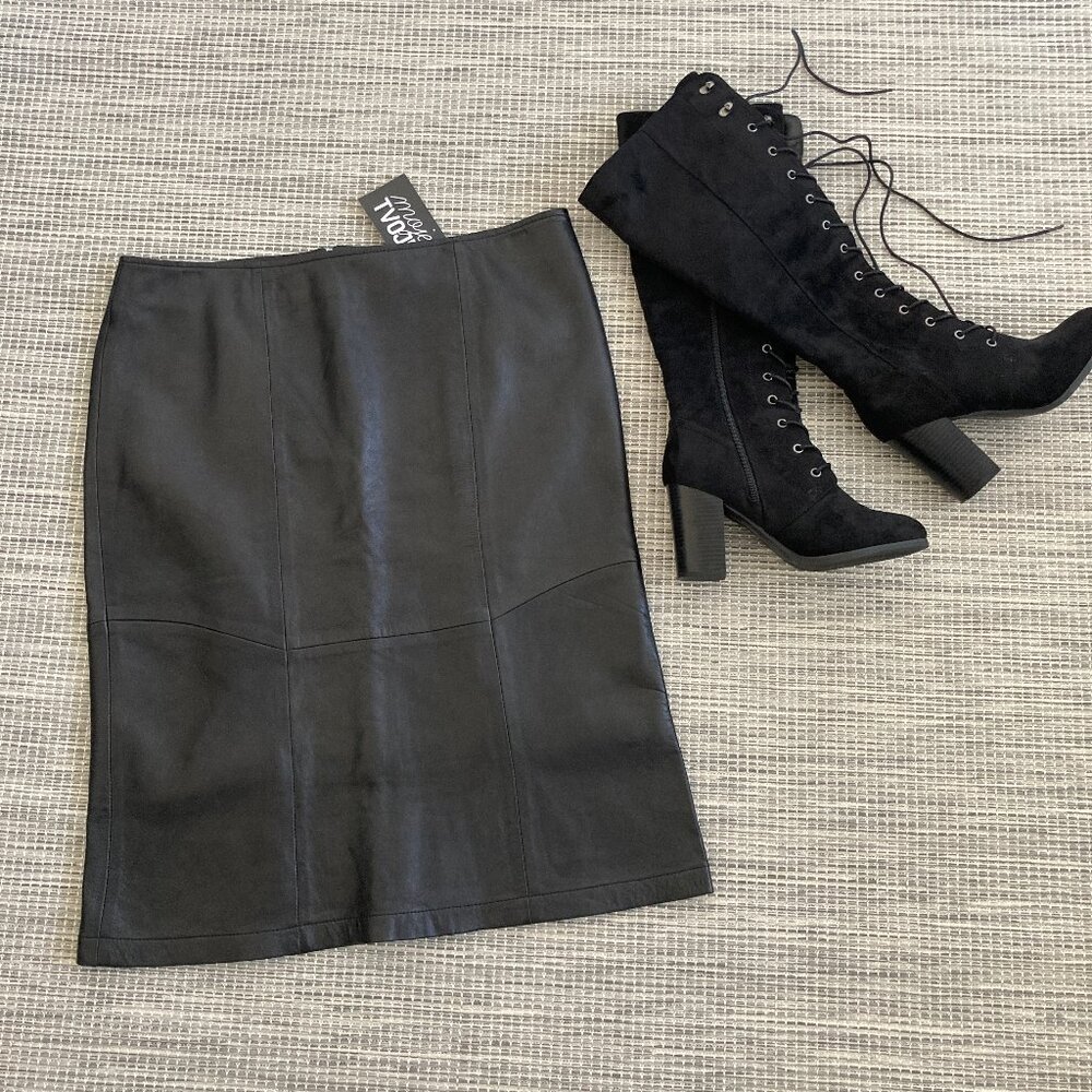 Hennes Black Genuine Leather Pencil Skirt European Size 46  US 15